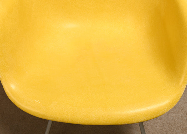 Eames MAX Canary Yellow