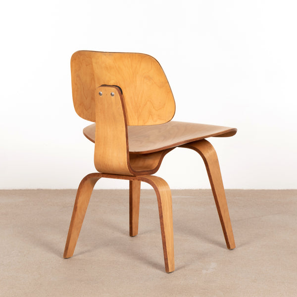 Charles and Ray Eames DCW Maple September 1951