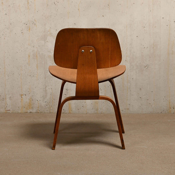 Charles & Ray Eames DCW Oak plywood Herman Miller