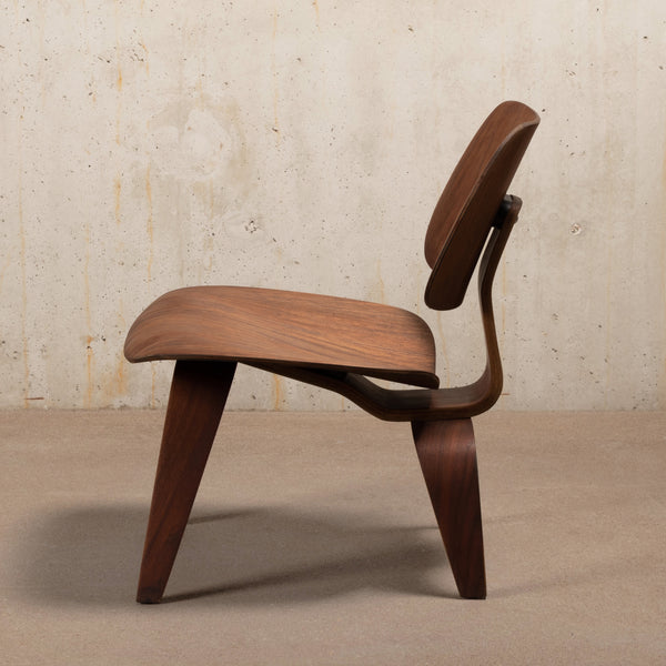 Charles & Ray Eames LCW Walnut Evans Products / Herman Miller