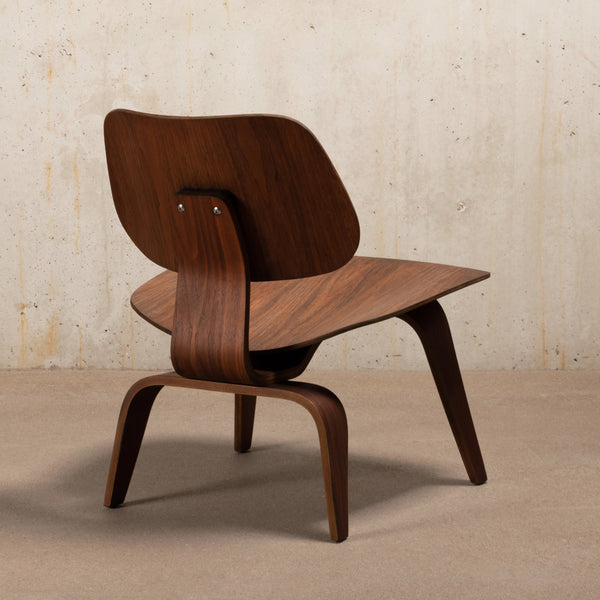 Charles & Ray Eames LCW Walnut Evans Products / Herman Miller