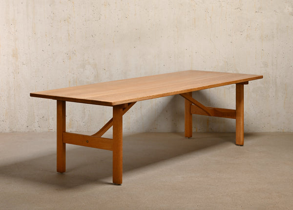Børge Mogensen Oak coffee or sofa table, model 5268 for Fredericia