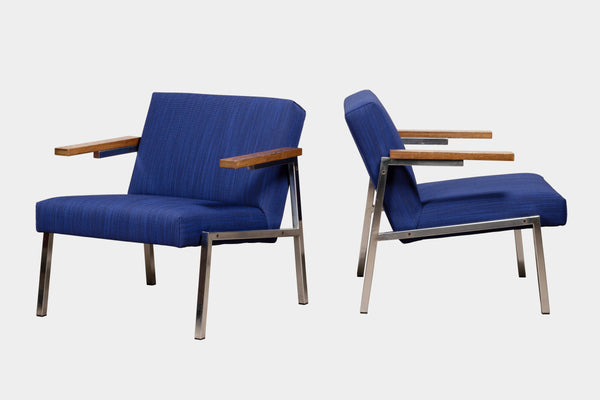 Martin Visser SZ66 blue violet lounge chair 't Spectrum